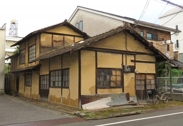 劣化対策　津島市・愛西市・あま市の皆様！外壁塗装・屋根塗装・雨漏りの事ならアートペインズへ