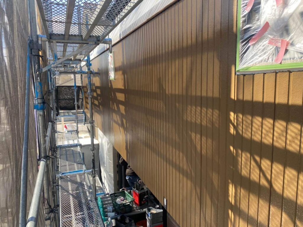完了　愛西市大井町にてプレマテックスのウルトラSiで外壁塗装を施工中　アートペインズ