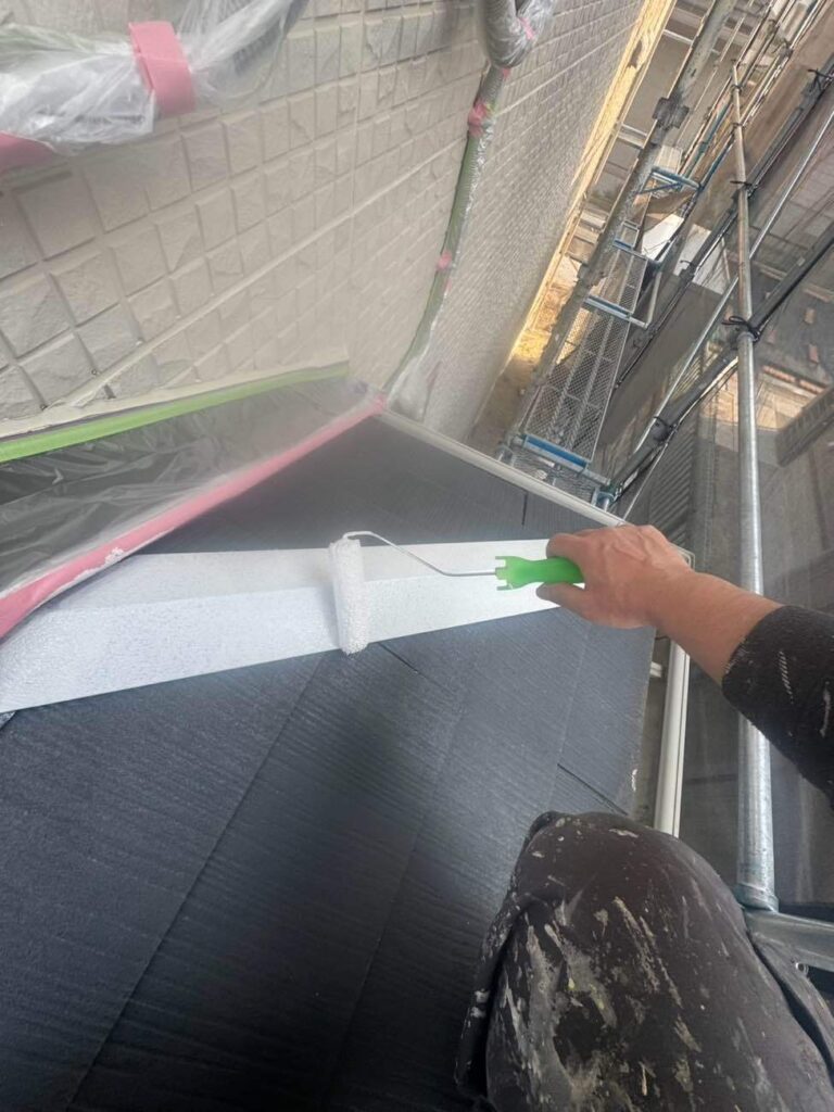 錆止め　津島市立込町にてプレマテックスのMUGAzeroで屋根塗装を施工中　アートペインズ