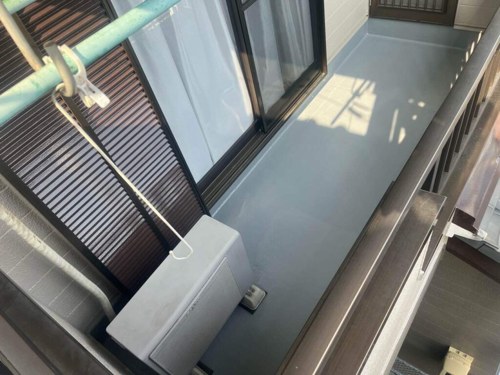 ベランダトップコート　あま市森山　アートペインズ