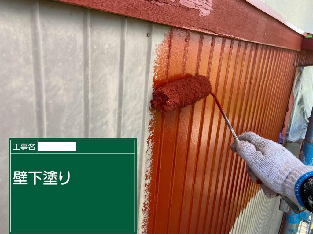 下塗り　愛西市西保町にてプレマテックスのウルトラSiで外壁塗装を施工中　アートペインズ